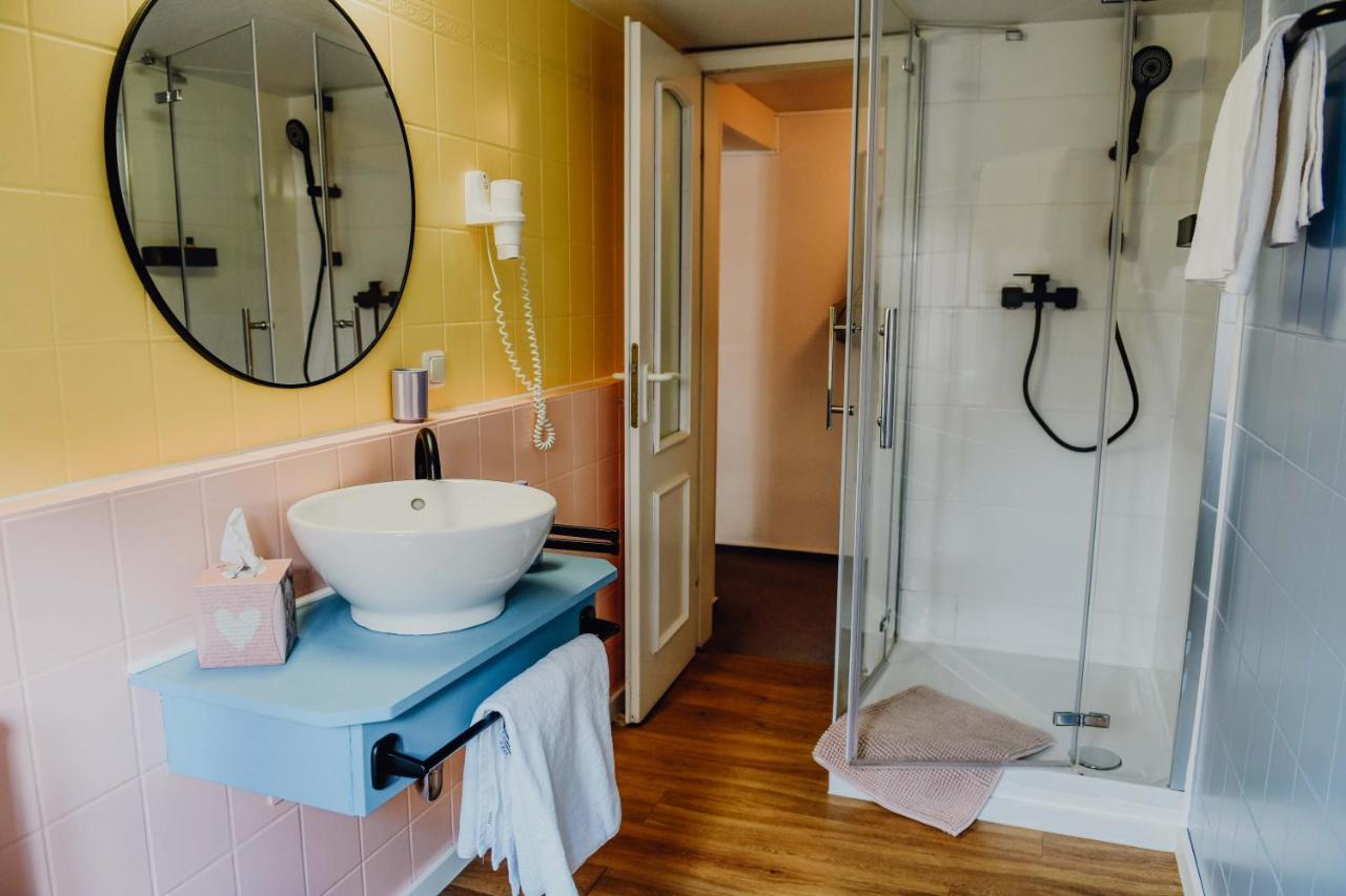 Sleepart Room For 2 Целле Экстерьер фото